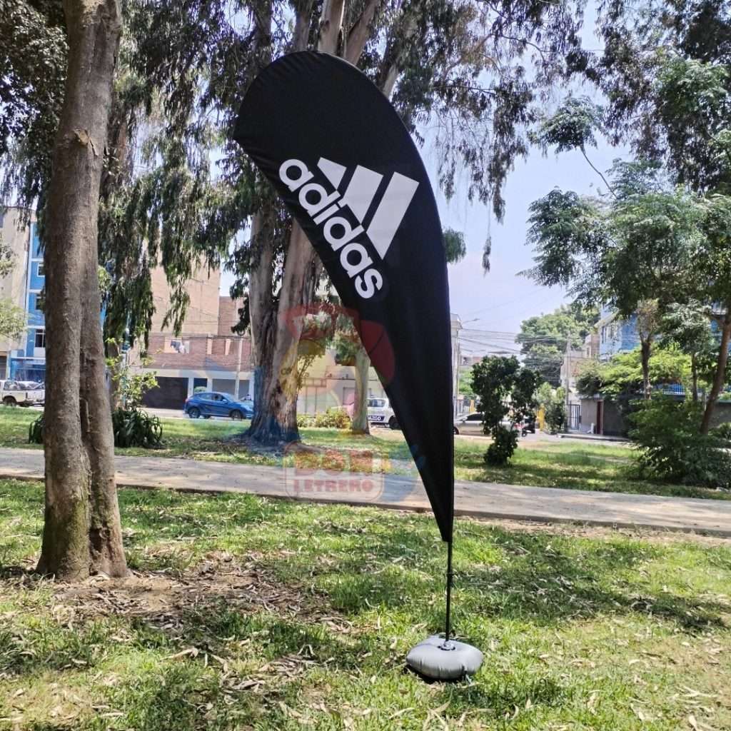 Banderola tipo gota con base cruz DON LETRERO